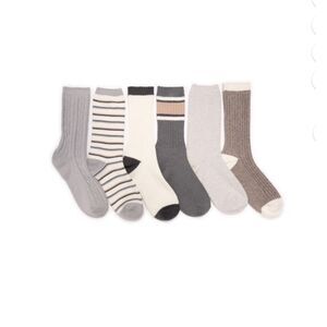 MUK LUKS Women's Fluffy Dream Crew Boot Socks, 6-Pack, OSF